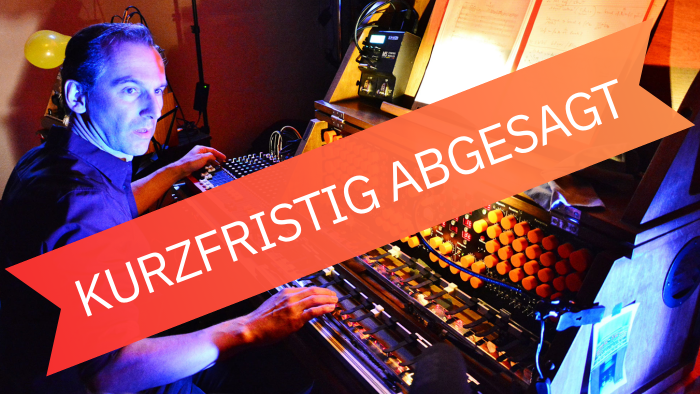 Der Musiker Peter Pichler am Trautonium